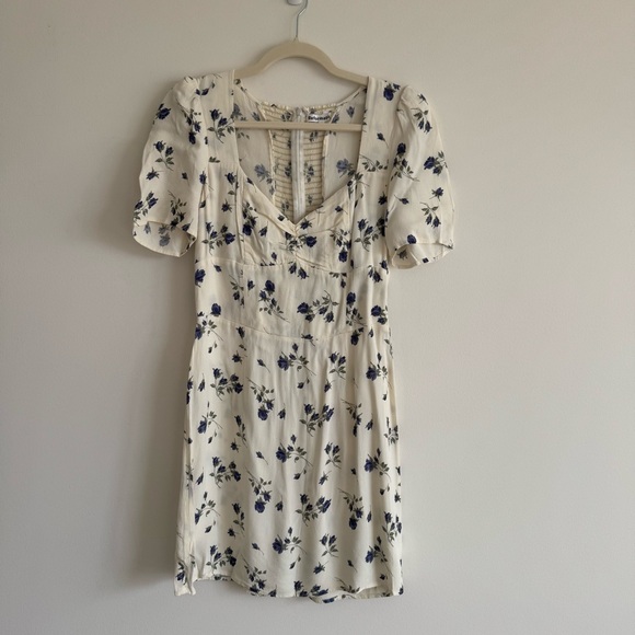 Reformation | White and Blue Floral Brittney Mini Dress in Nightingale ~ US 8 - Picture 6 of 12